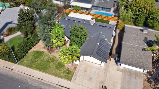 451 Mcarthur Avenue, Clovis, CA 93611