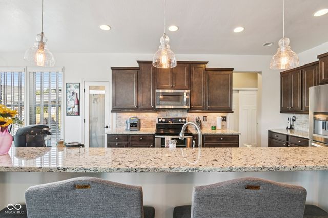 658 Keswick Drive, Brownsburg, IN 46112