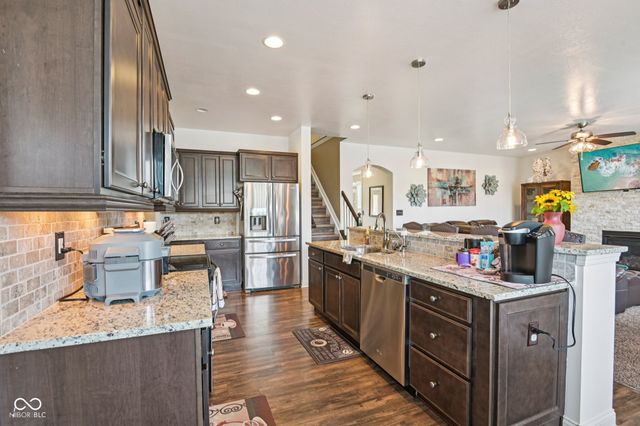 658 Keswick Drive, Brownsburg, IN 46112