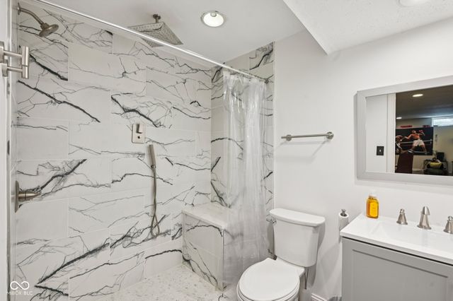 658 Keswick Drive, Brownsburg, IN 46112