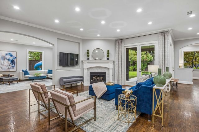 9668 Rockpoint Court, Dallas, TX 75238