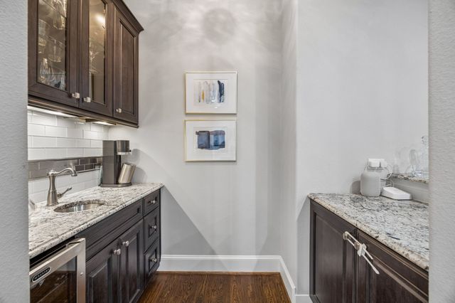 9668 Rockpoint Court, Dallas, TX 75238