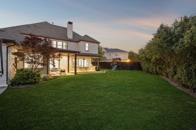 9668 Rockpoint Court, Dallas, TX 75238