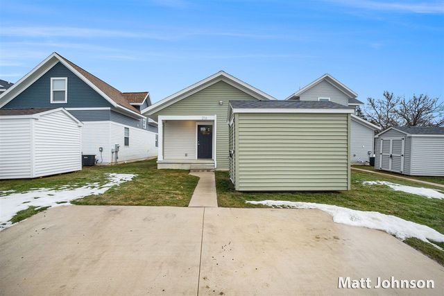 2065 Linden Avenue, Grand Rapids, MI 49507