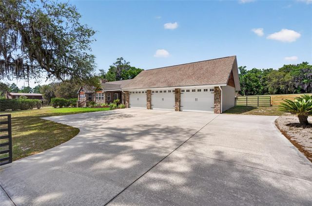 130 BULL POND LANE, Hawthorne, FL 32640