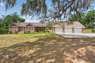 130 BULL POND LANE, Hawthorne, FL 32640
