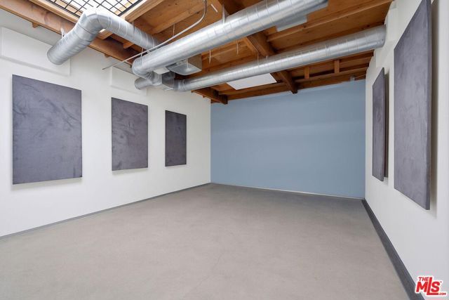 5908 Barton Avenue, Los Angeles, CA 90038