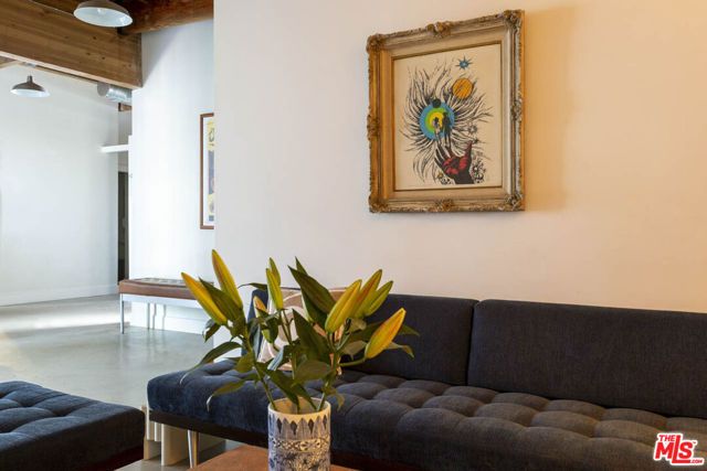 5908 Barton Avenue, Los Angeles, CA 90038