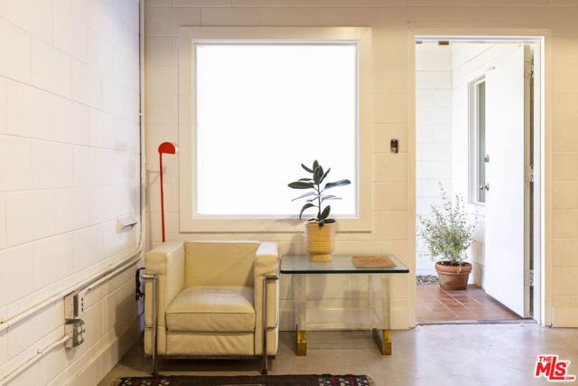 5908 Barton Avenue, Los Angeles, CA 90038