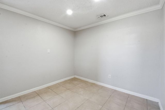 9203 Kirkmont Drive, Houston, TX 77089