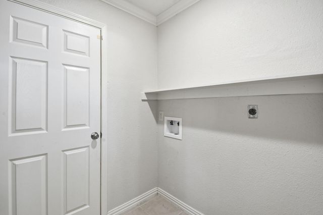 9203 Kirkmont Drive, Houston, TX 77089