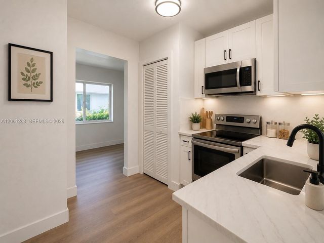 760-762 NW 52nd Street, Miami, FL 33127