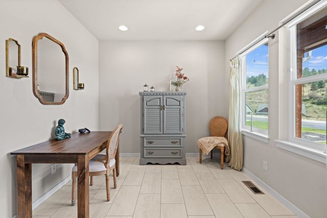 21367 E Acadia Ct, Liberty Lake, WA 99019