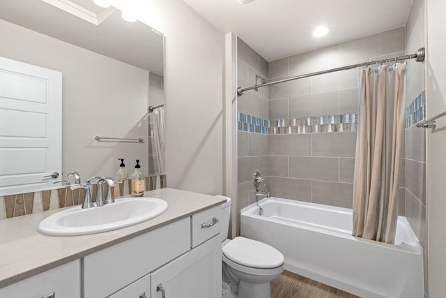 21367 E Acadia Ct, Liberty Lake, WA 99019