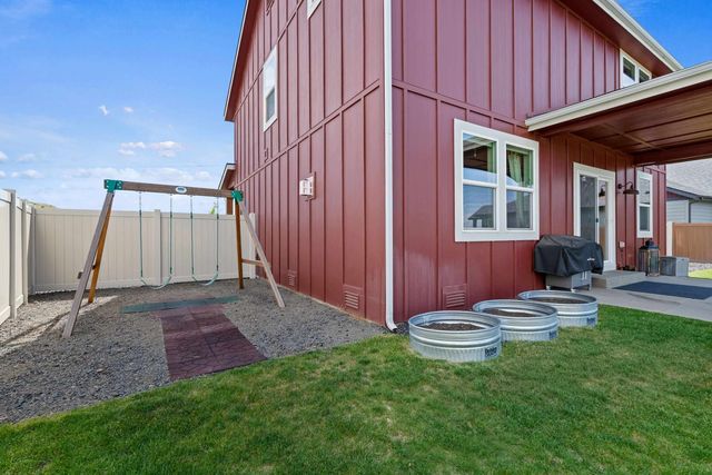 21367 E Acadia Ct, Liberty Lake, WA 99019