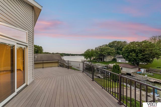 1564 Trumball Terrace, Plattsmouth, NE 68048