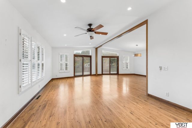 1564 Trumball Terrace, Plattsmouth, NE 68048