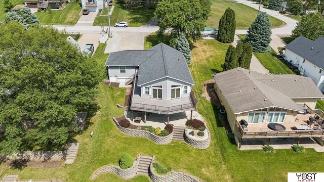 1564 Trumball Terrace, Plattsmouth, NE 68048