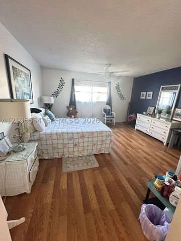 4751 NW 21st St 210, Lauderhill, FL 33313