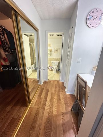 4751 NW 21st St 210, Lauderhill, FL 33313