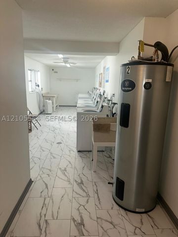 4751 NW 21st St 210, Lauderhill, FL 33313