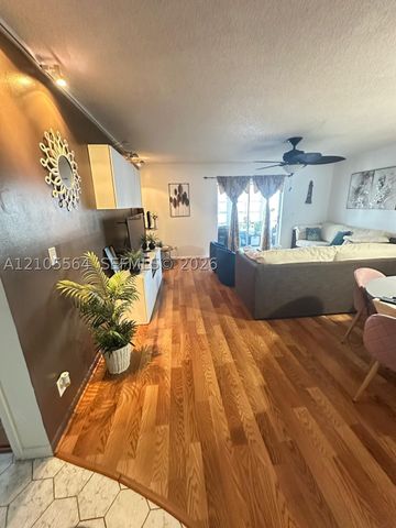 4751 NW 21st St 210, Lauderhill, FL 33313