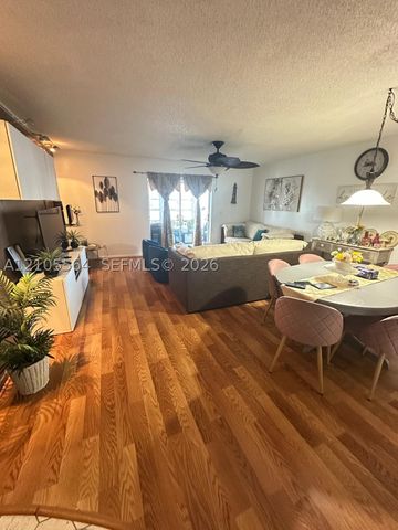4751 NW 21st St 210, Lauderhill, FL 33313