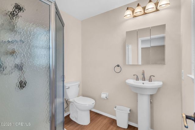 10 Sheridan Road, Toms River, NJ 08757