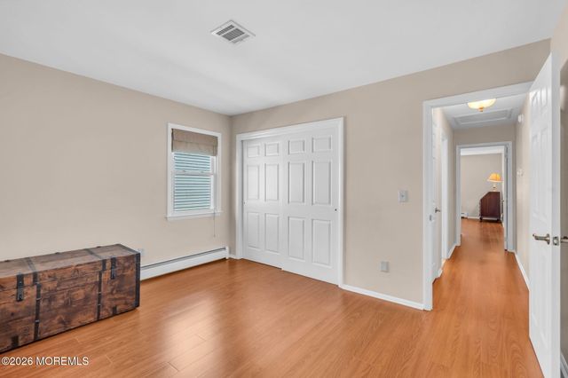 10 Sheridan Road, Toms River, NJ 08757