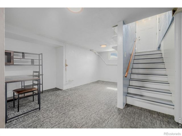 825 Gray Street, Lakewood, CO 80214