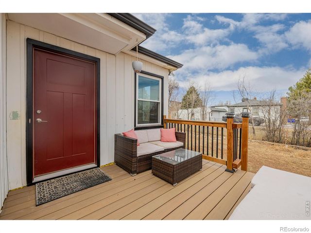825 Gray Street, Lakewood, CO 80214