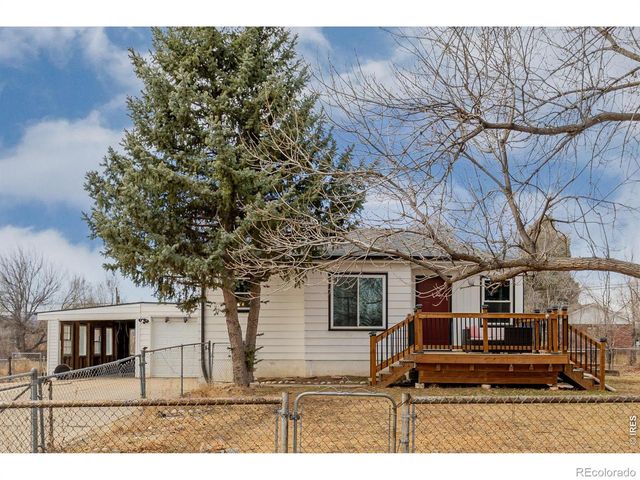 825 Gray Street, Lakewood, CO 80214