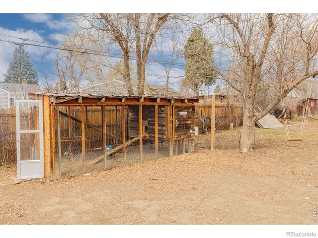 825 Gray Street, Lakewood, CO 80214