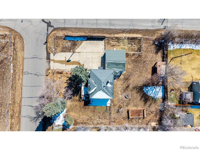 825 Gray Street, Lakewood, CO 80214