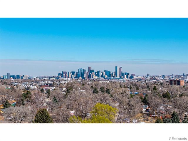 825 Gray Street, Lakewood, CO 80214