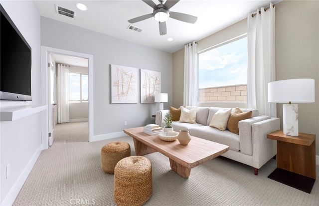 4635 Stratford Place, Perris, CA 92571