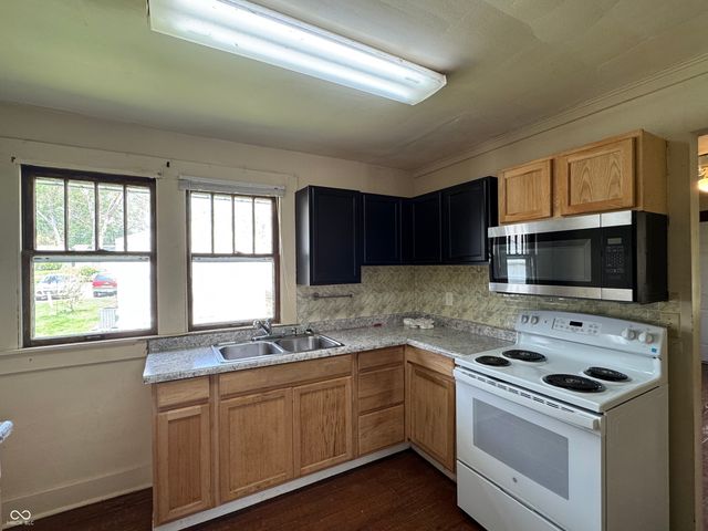 115 N Johnson Avenue, Bloomington, IN 47404