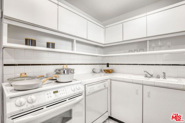 10433 Wilshire Boulevard 808, Los Angeles, CA 90024