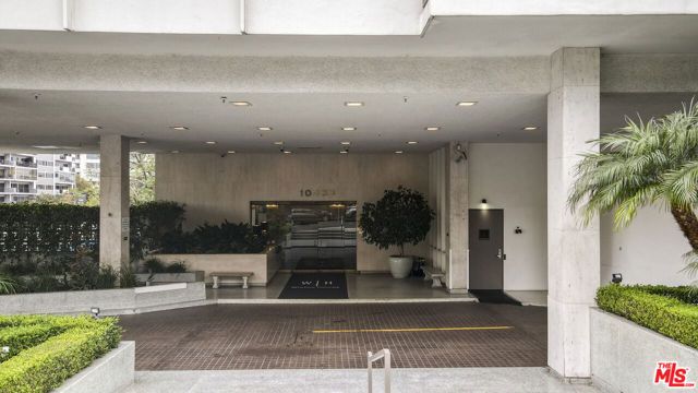 10433 Wilshire Boulevard 808, Los Angeles, CA 90024