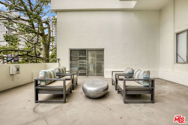 10433 Wilshire Boulevard 808, Los Angeles, CA 90024