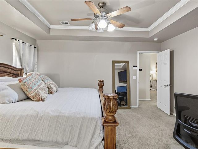 12516 SW 11th Street, Yukon, OK 73099