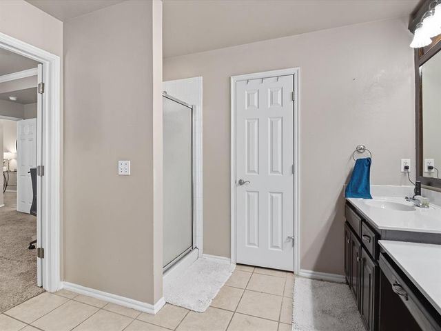 12516 SW 11th Street, Yukon, OK 73099