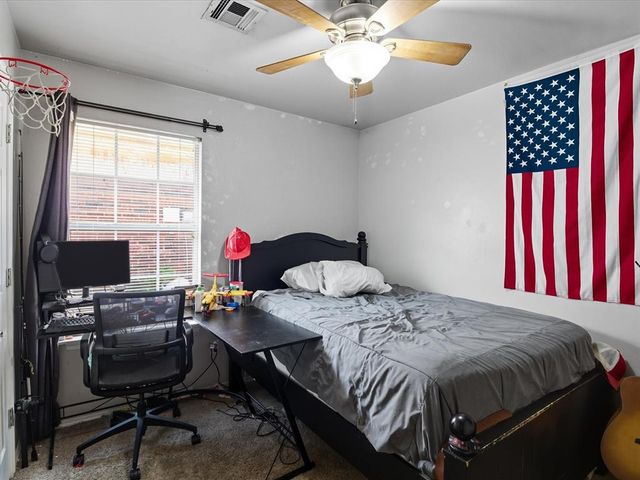 12516 SW 11th Street, Yukon, OK 73099