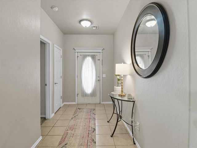 12516 SW 11th Street, Yukon, OK 73099