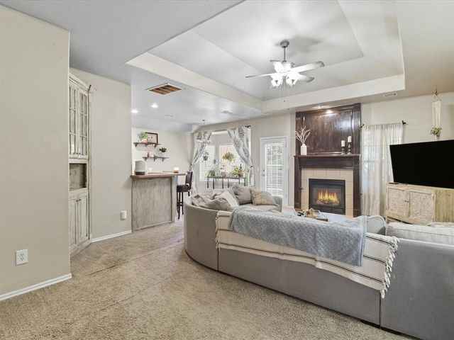 12516 SW 11th Street, Yukon, OK 73099