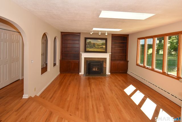 27 Gail Drive, Ellington, CT 06029