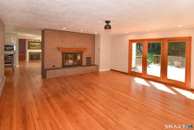 27 Gail Drive, Ellington, CT 06029