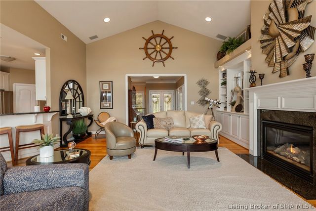 4706 Upper River Road, Jeffersonville, IN 47130