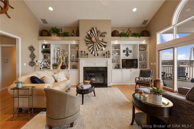 4706 Upper River Road, Jeffersonville, IN 47130