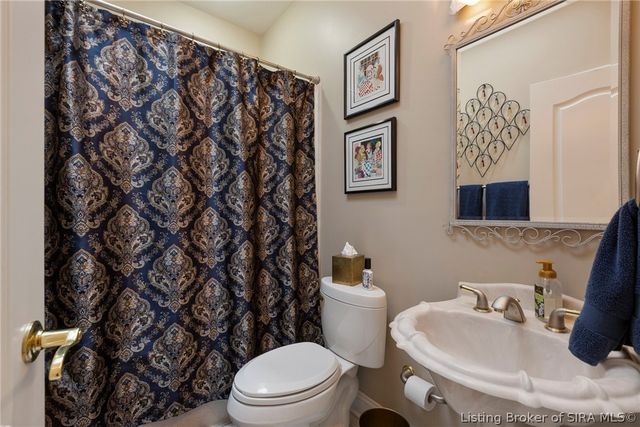4706 Upper River Road, Jeffersonville, IN 47130
